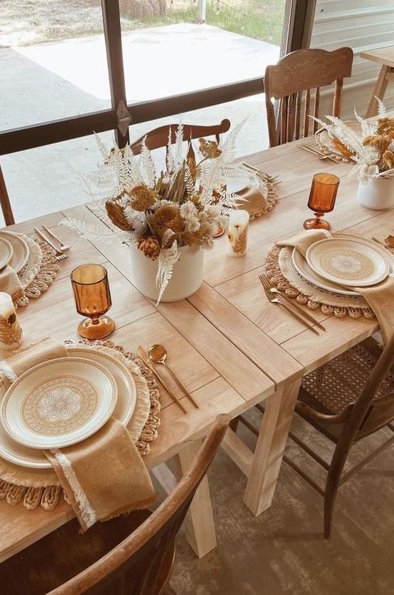 a lovely thanksgiving tablescape