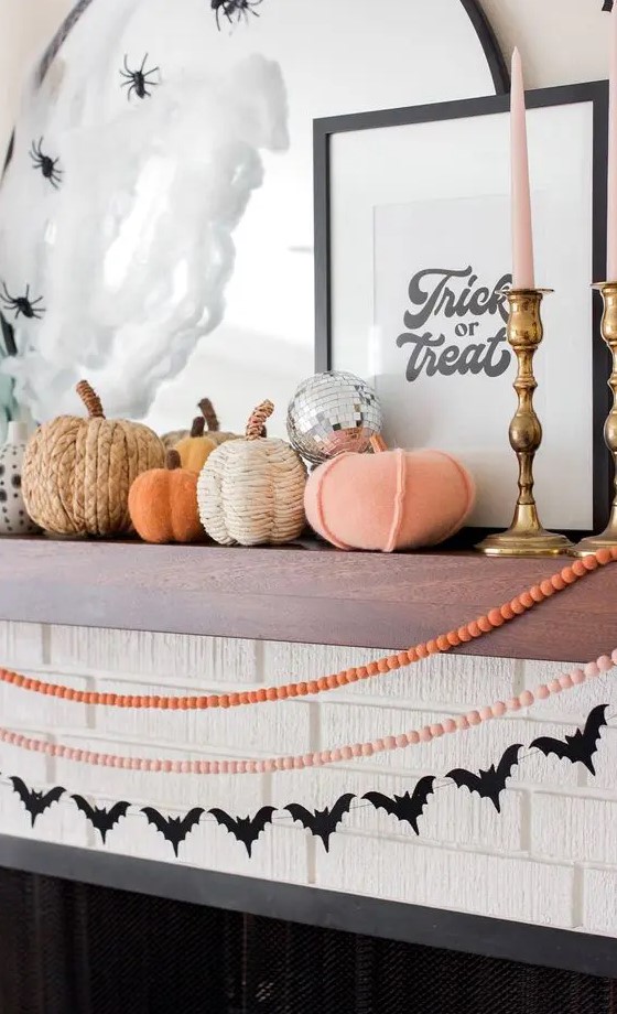 a little black bat paper garland is a cool idea for Halloween, you can make it very fast