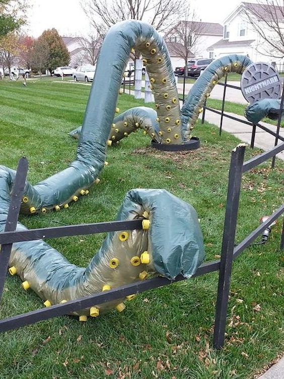 giant lawn monsters are amazing to style your yard, front yard or backyard, and it's easy to make