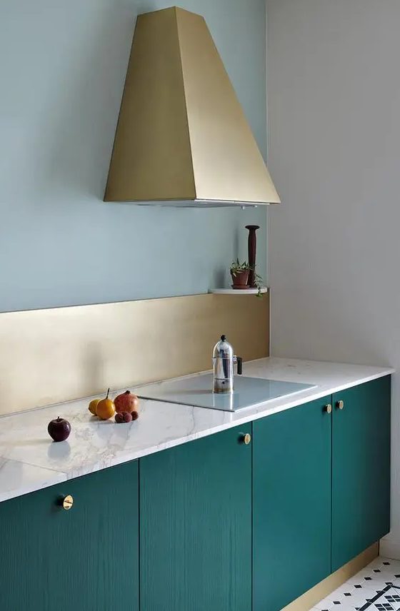 50 Trendy Accent Hoods For A Wow Effect - Shelterness
