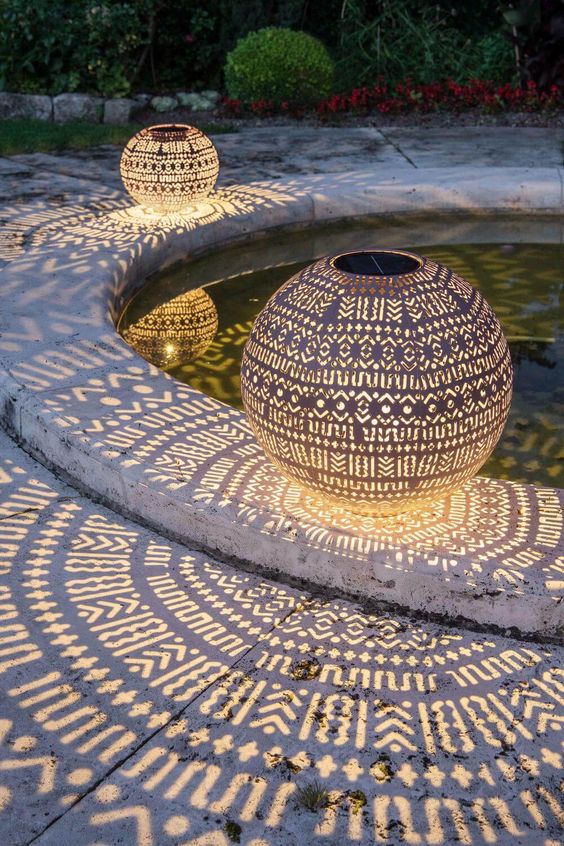 Jaw dropping Moroccan styled outdoor lamps showing patterns are amazing to light up your outdoor space