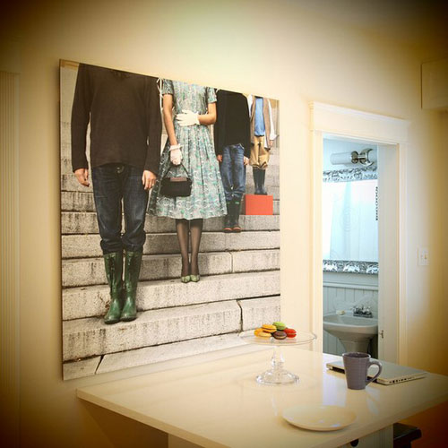 35 Cool Ideas To Display Family Photos On Your Walls