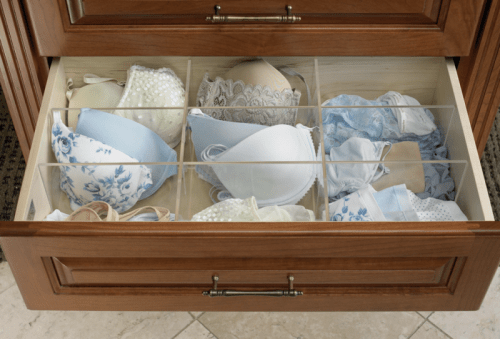 Cool Ideas For Storing Girls' Things