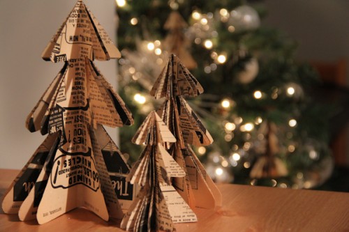 DIY Mini Printed Paper Christmas Trees (via thesweetestoccasion)