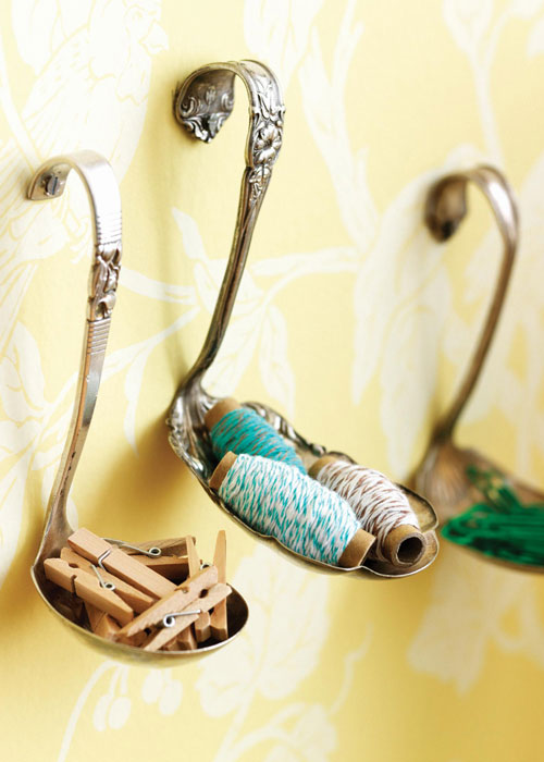 5 Ideas To Repurpose Old Silverware As Wall Hooks