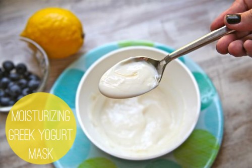 moisturizing Greek yogurt face mask