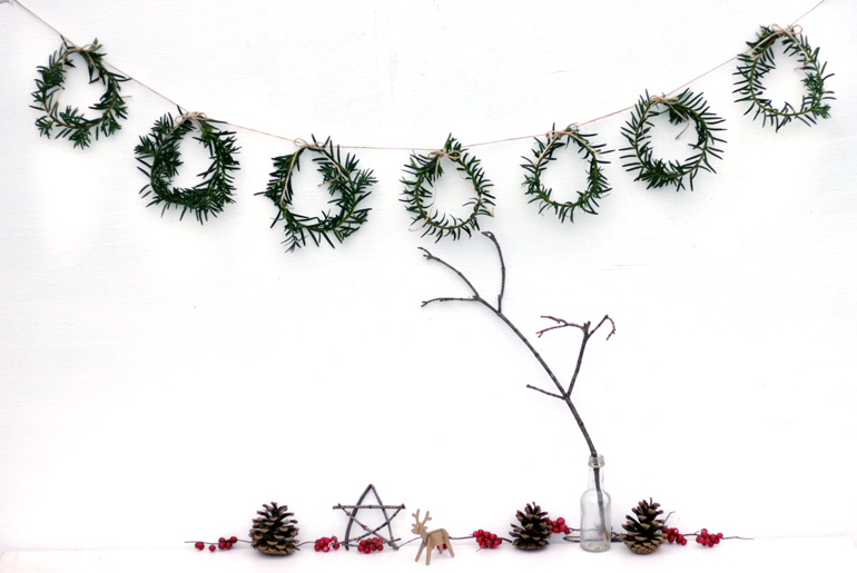 mini wreath garland