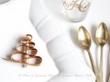 ribbon and pearls place card holder