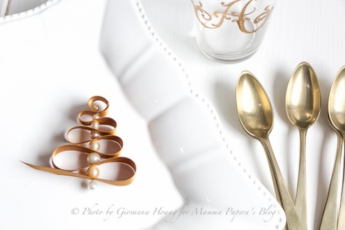 ribbon and pearls place card holder
