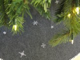 snowflake Christmas tree skirt