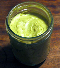 green tea moisturizing cream (via crabappleherbs)
