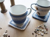crocheted rug for a mug