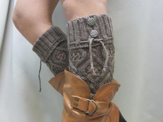 legwarmer socks (via urbanthrift)
