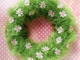 DIY green grass wreath