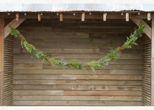 Awesome Winter Garlands For Creating An Atmosphere