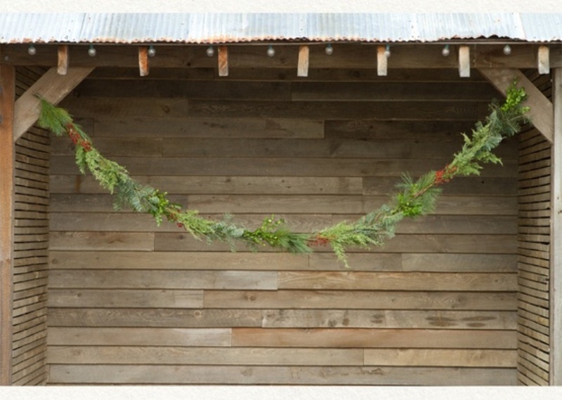 Picture Of awesome winter garlands for creating an atmosphere  15