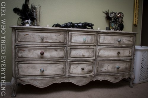 antique shabby chic dresser (via https:)