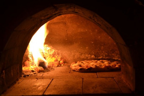 wood fired clay pizza oven