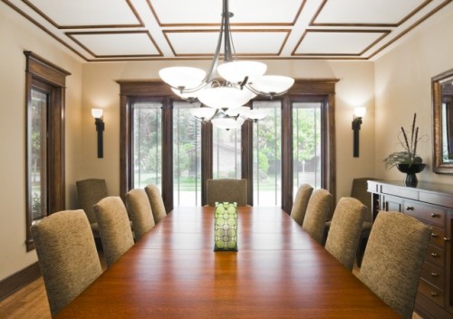 simple metallic trim on the ceiling makes it very eye-catching and helps to create a mood