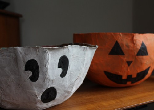 Cheap Diy Pumpkin And Ghost Bowls For Halloween Candies