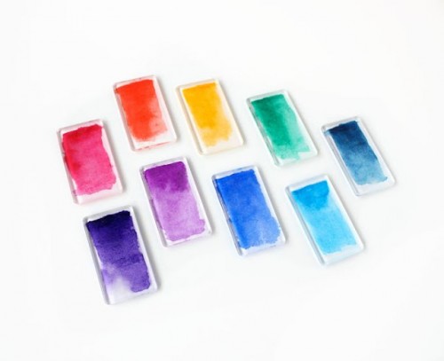 Cheerful And Trendy DIY Watercolor Magnets