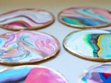 colorful-and-golssy-diy-marble-coasters-1