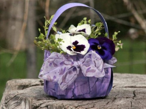 Colorful DIY Flower Baskets