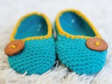 pretty crochet slippers with a button