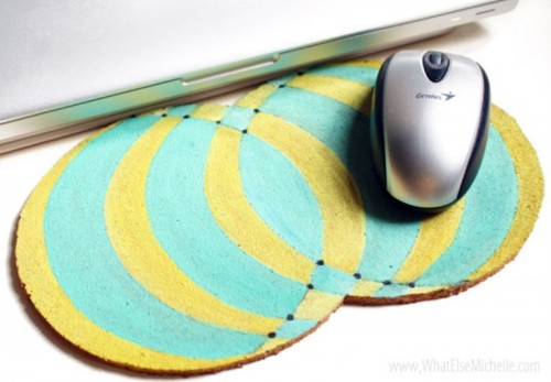 colorful cork mouse pad (via shelterness)