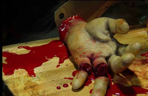 bloody cutting board (via skeletonfoundry)