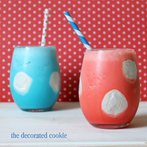 polka dot milkshakes (via thedecoratedcookie)