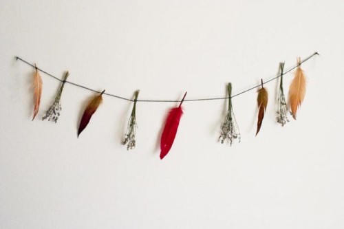 feather and lavender garland (via pointlessprettythings)