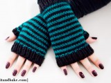 striped fingerless gloves