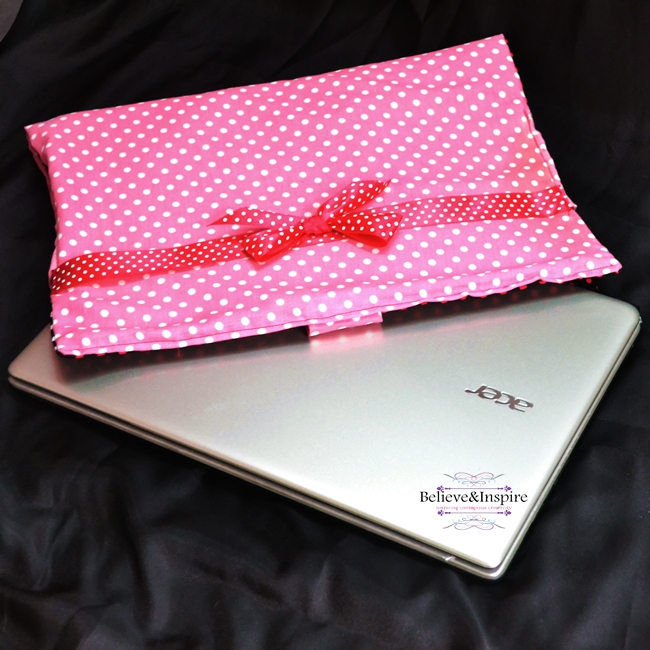 bow laptop sleeve