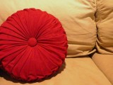 Cool Diy Round Pintuck Pillow