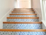 cool-diy-stairwell-makeover-with-fabric-1