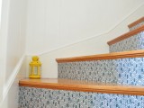 cool-diy-stairwell-makeover-with-fabric-2