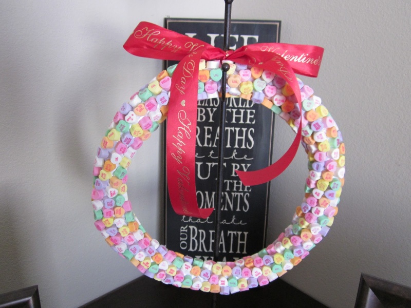 DIY Valentines Candy Wreath