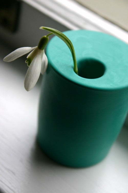 Cool DIY Vase For Small Flowers