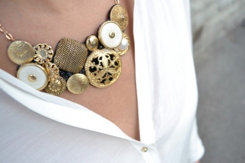 Cool Diy Vintage Buttons Necklace
