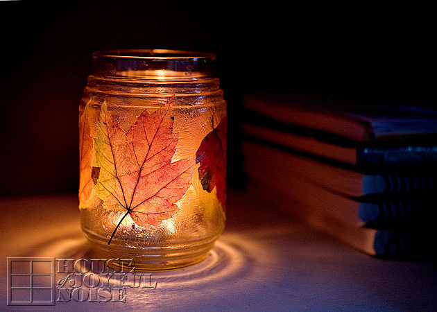 leaf decorated candle holder (via houseofjoyfulnoise)