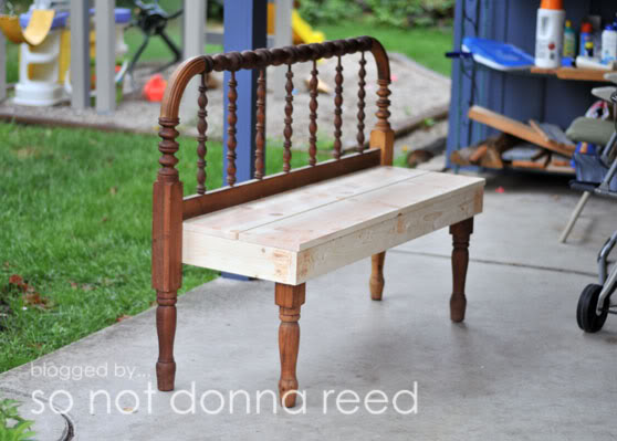vintage-inspired bench (via sonotdonnareed)