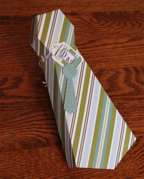 Tie-Shaped DIY Father’s Day Giftbox