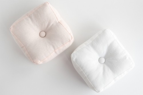 Cute DIY Tufted Pin Cushions
