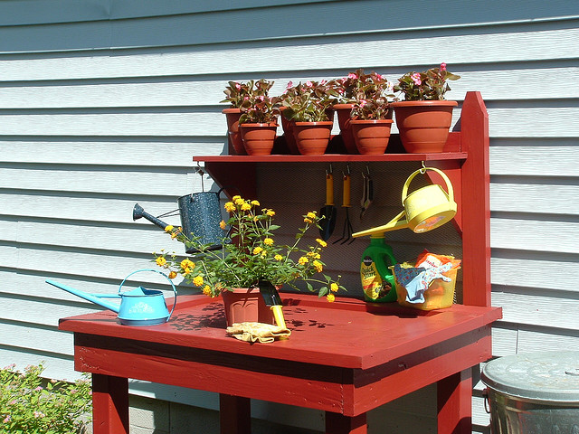 Cute Red Potting Station