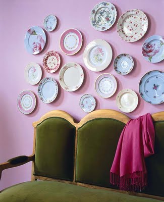 Decorating Walls With Plates
