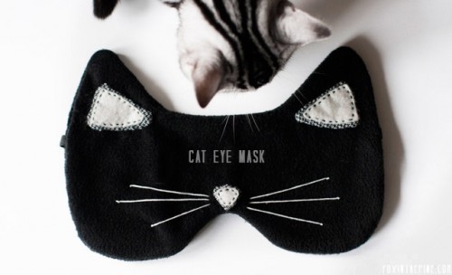DIY Cat Eye Mask For A Comfortable Sleep