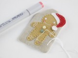 diy-christmas-gingerbread-man-gift-tag-7