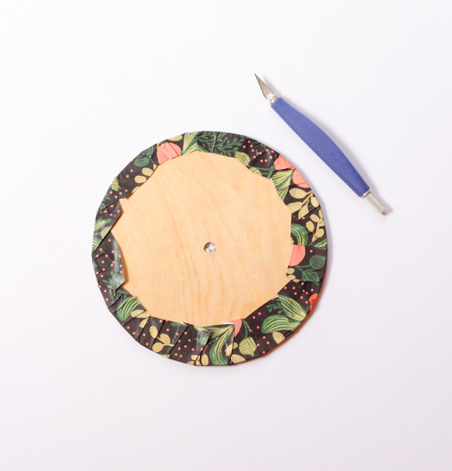 Diy Clock Covered With Wrapping Paper
