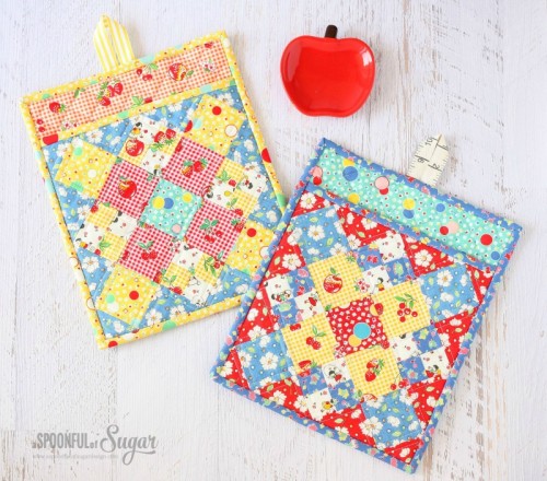 DIY Colorful Potholder With Various Patterns